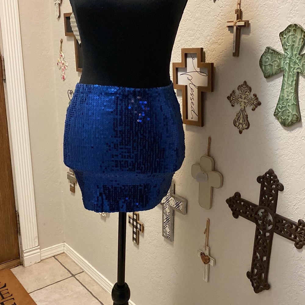 Blue sequin mini skirt size xsmall